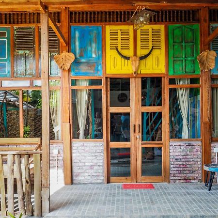 Hotel Beruga Mandalika Kuta  Esterno foto