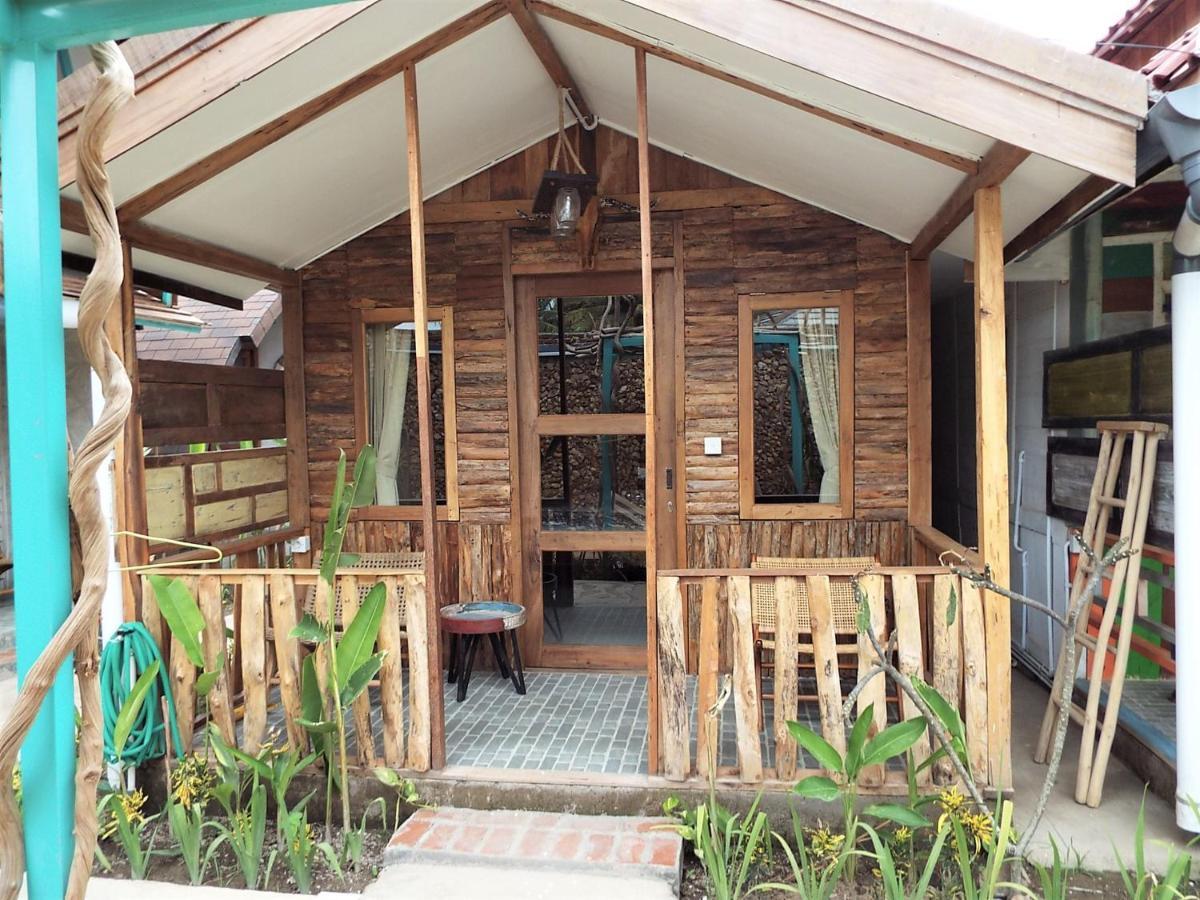 Hotel Beruga Mandalika Kuta  Esterno foto