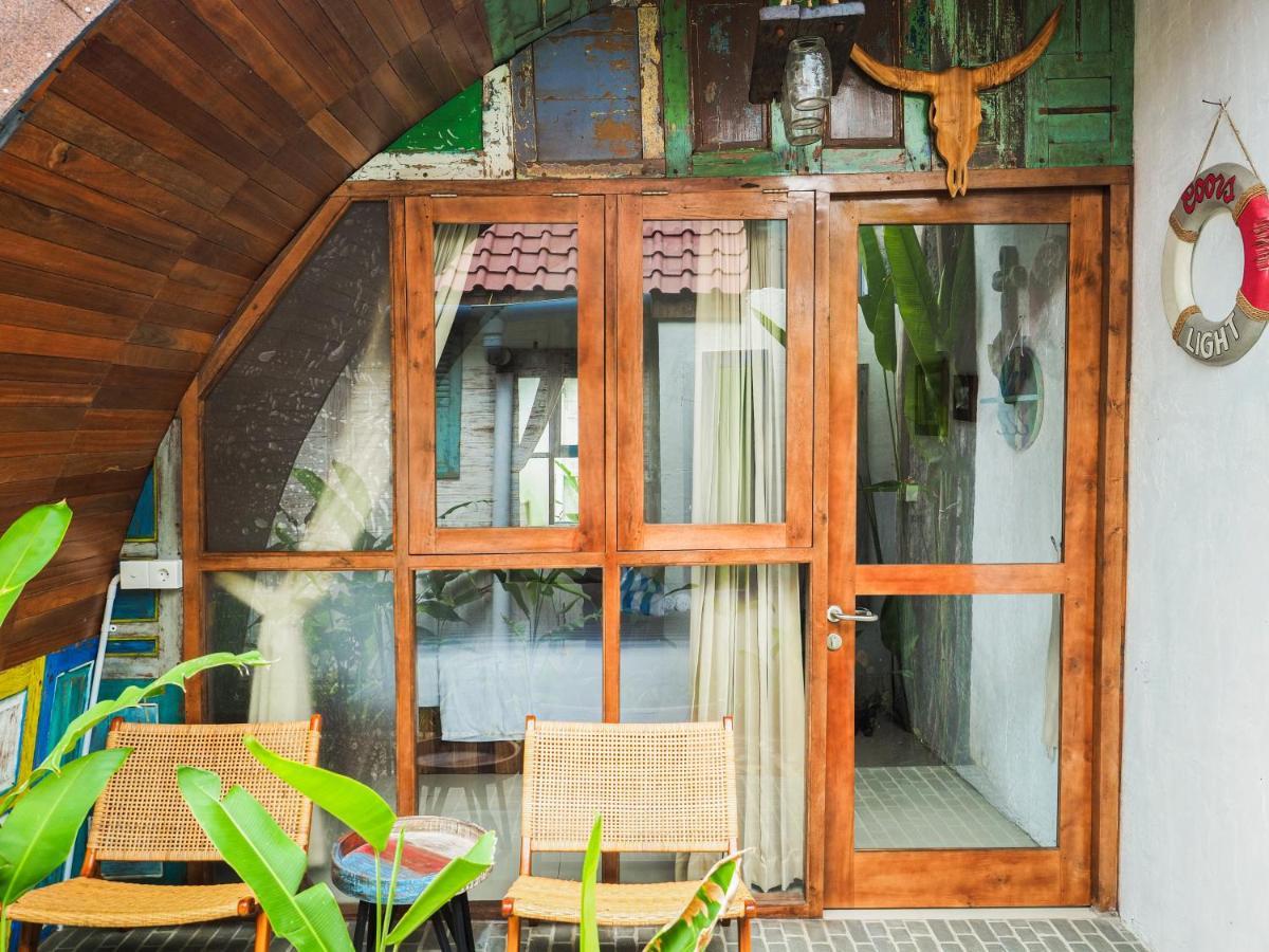 Hotel Beruga Mandalika Kuta  Esterno foto