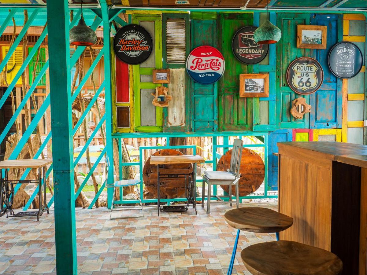 Hotel Beruga Mandalika Kuta  Esterno foto